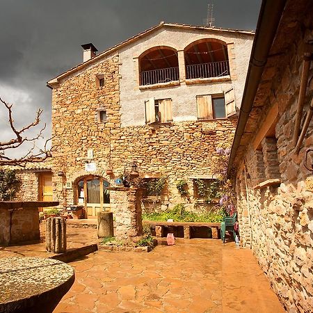 Gasthaus Masia Massanes Tiurana Exterior foto